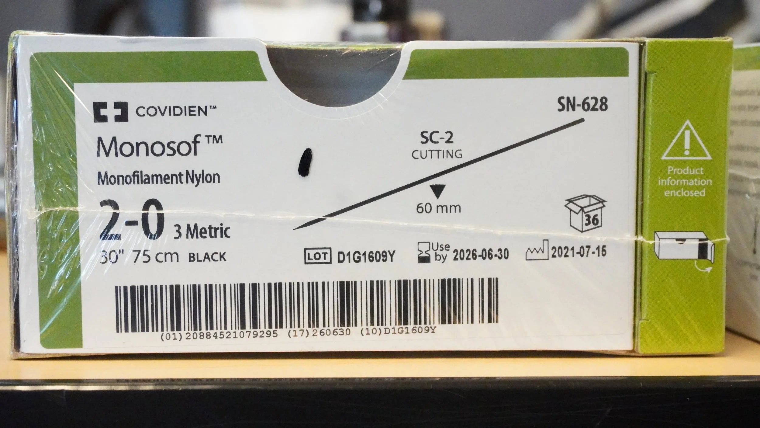 Covidien | SN-628 | Monosof Monofilament Nylon 2-0 3 Metric 30" 75cm BLACK