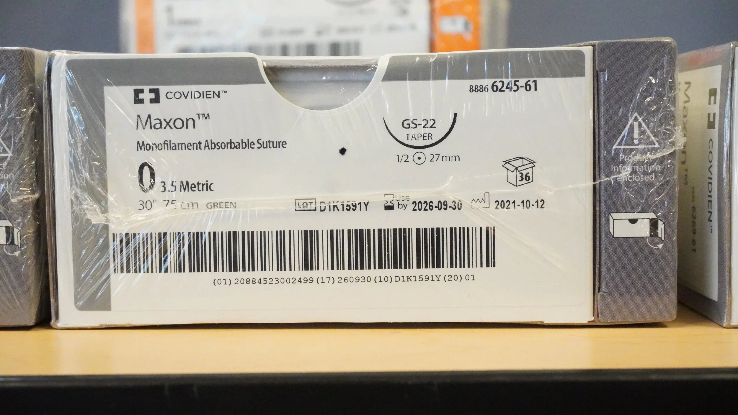 Covidien | 6245-61 | Monofilament Absorbable Suture 0 3.5 Metric 30" 75cm GREEN