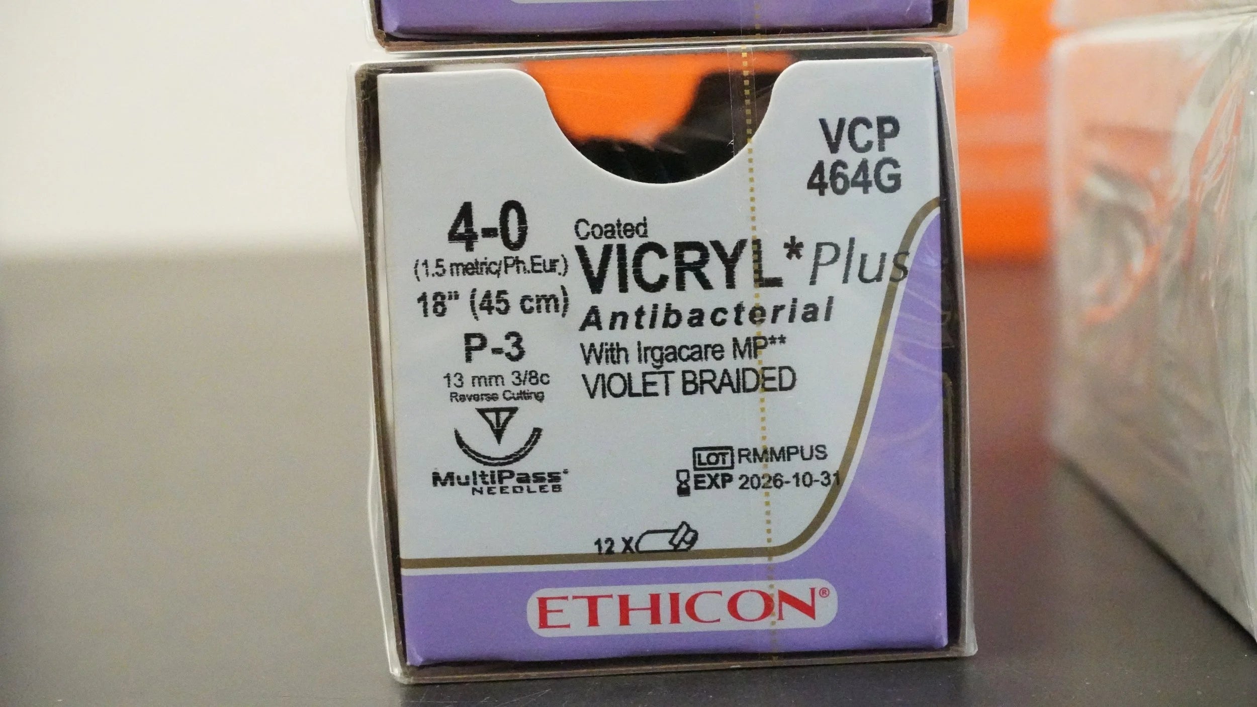 Ethicon | VCP464G | Coated VICYL Plus Antibacterial Suture Polyglactin 910 3-0 18"