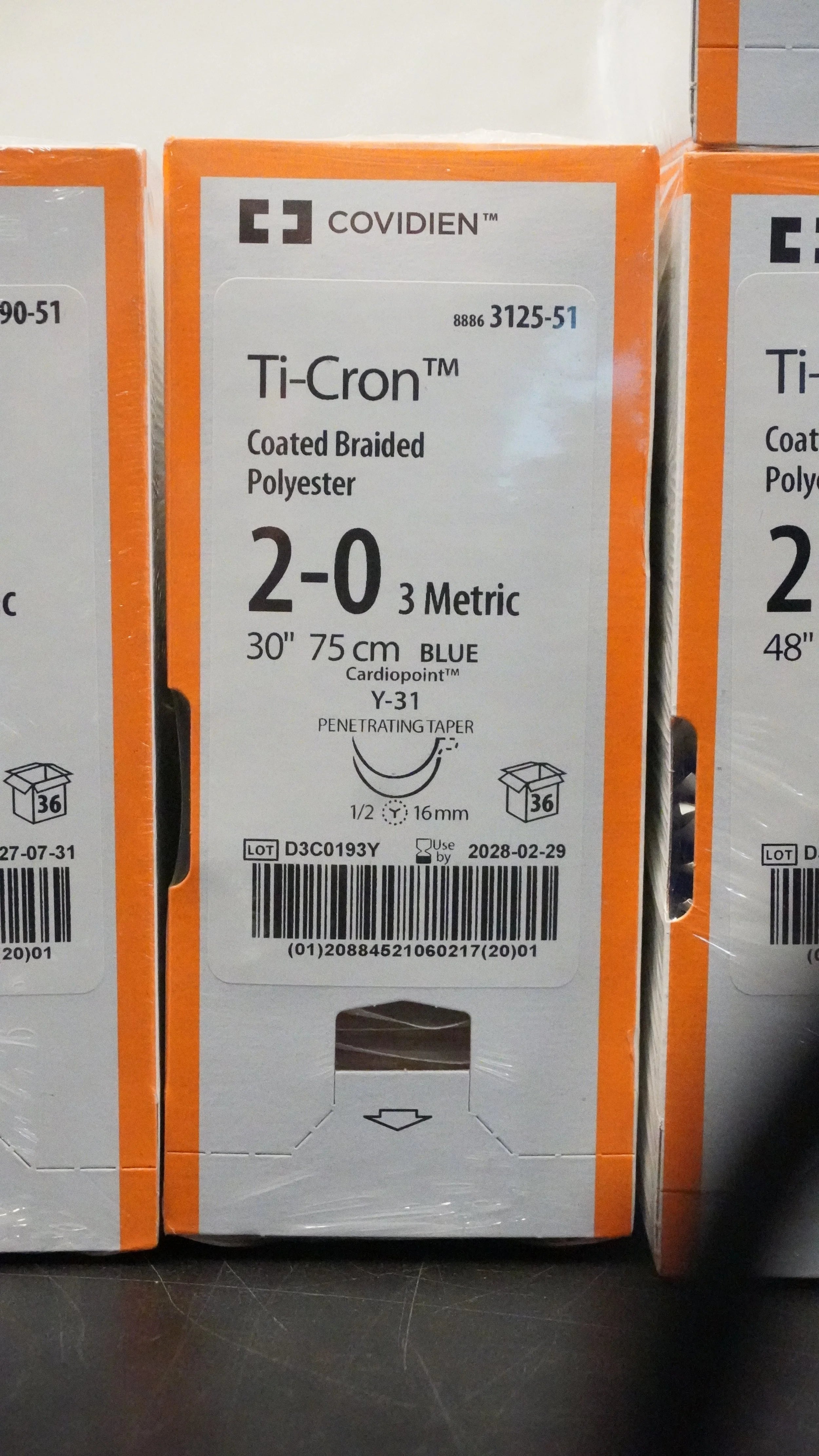 Covidien | 3125-51 | Ti-Cron Coated Braided Polyester 2-0 3 Metric 30" 75cm BLUE