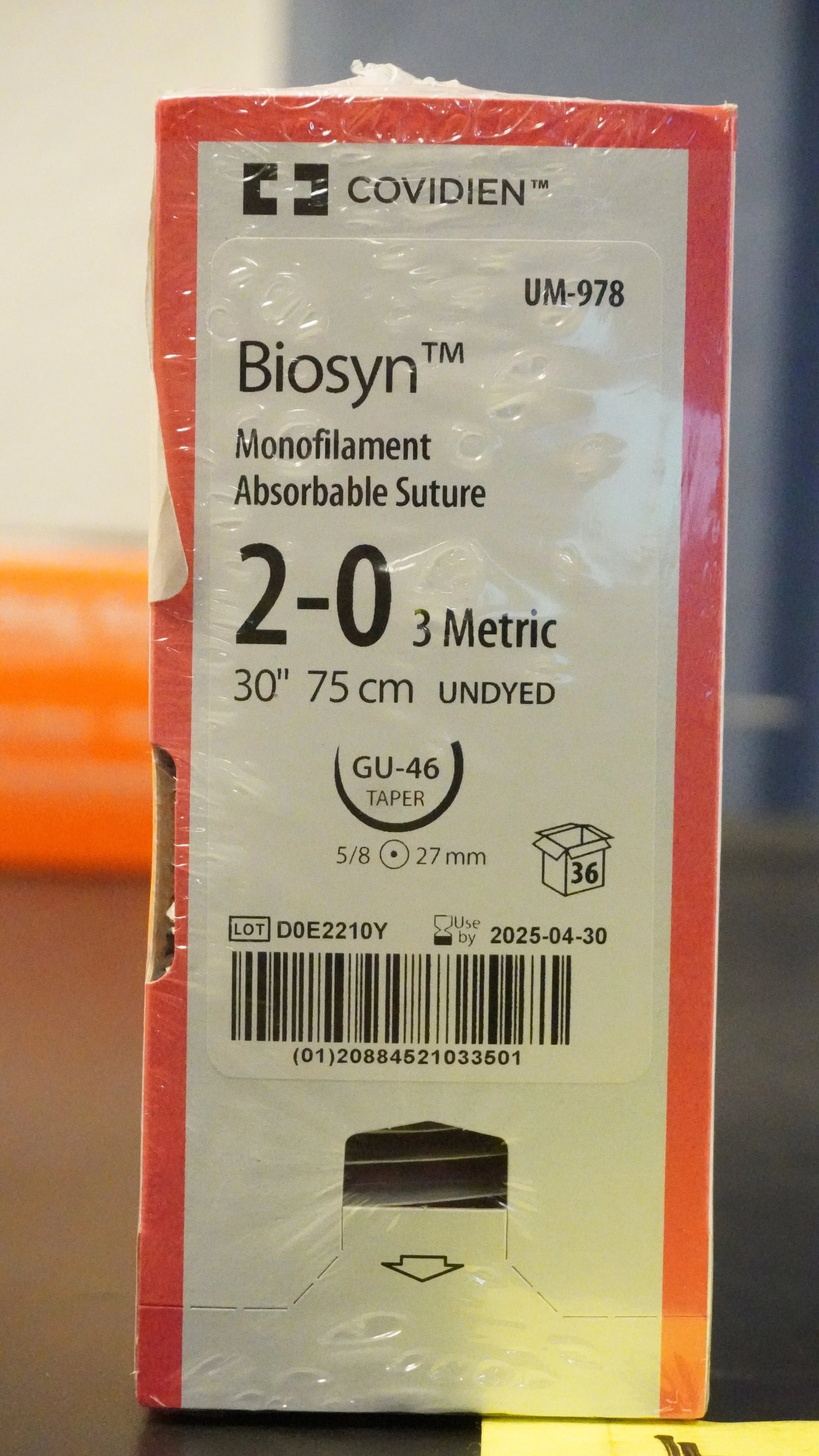 Covidien | UM-978 | Biosyn Monofilament Absorbable Suture 2-0 3 Metric 30" 75cm UNDYED