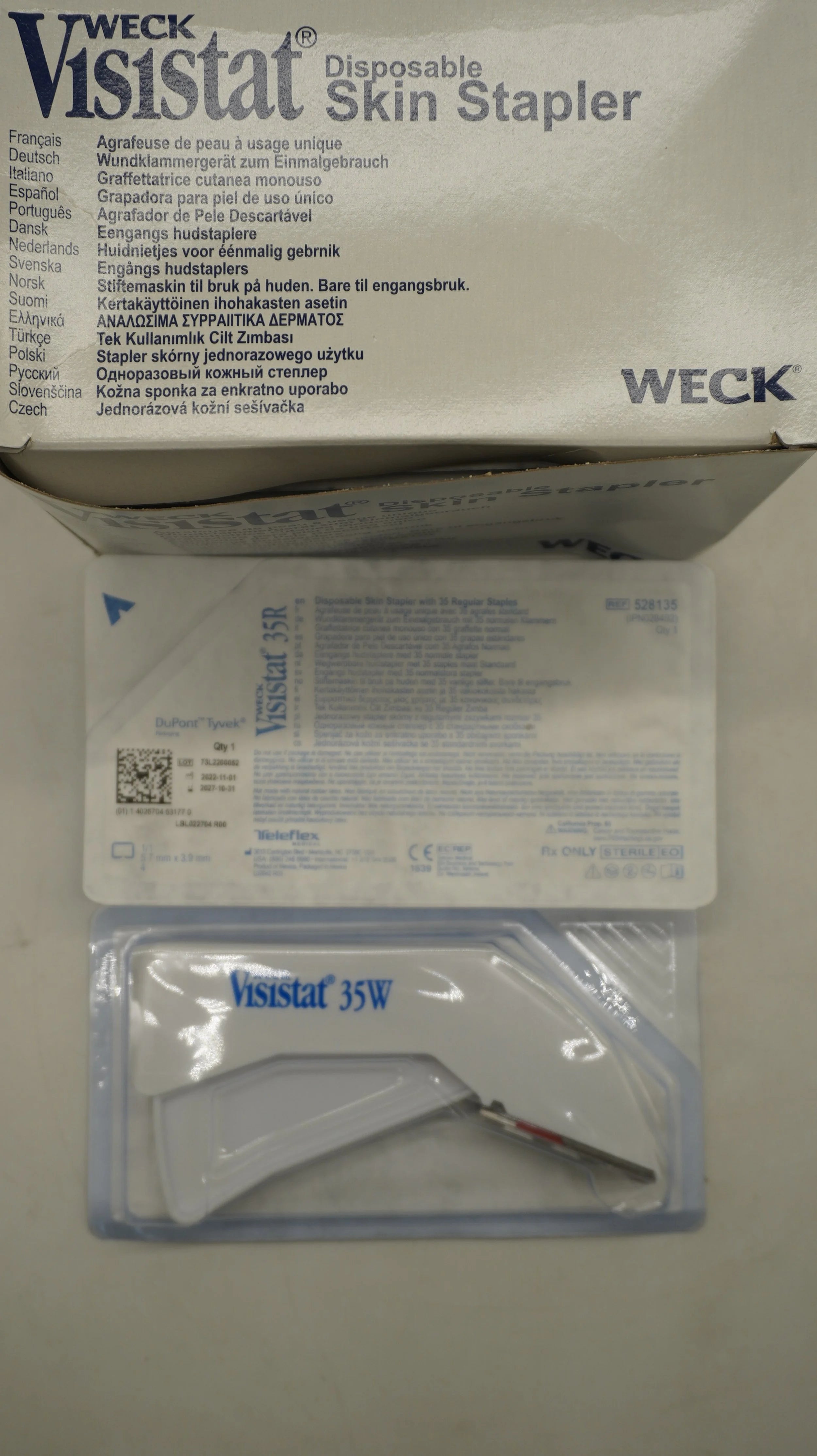 Teleflex | 528135 | WECK Visistat Disposable Skin Stapler 35R Staplers