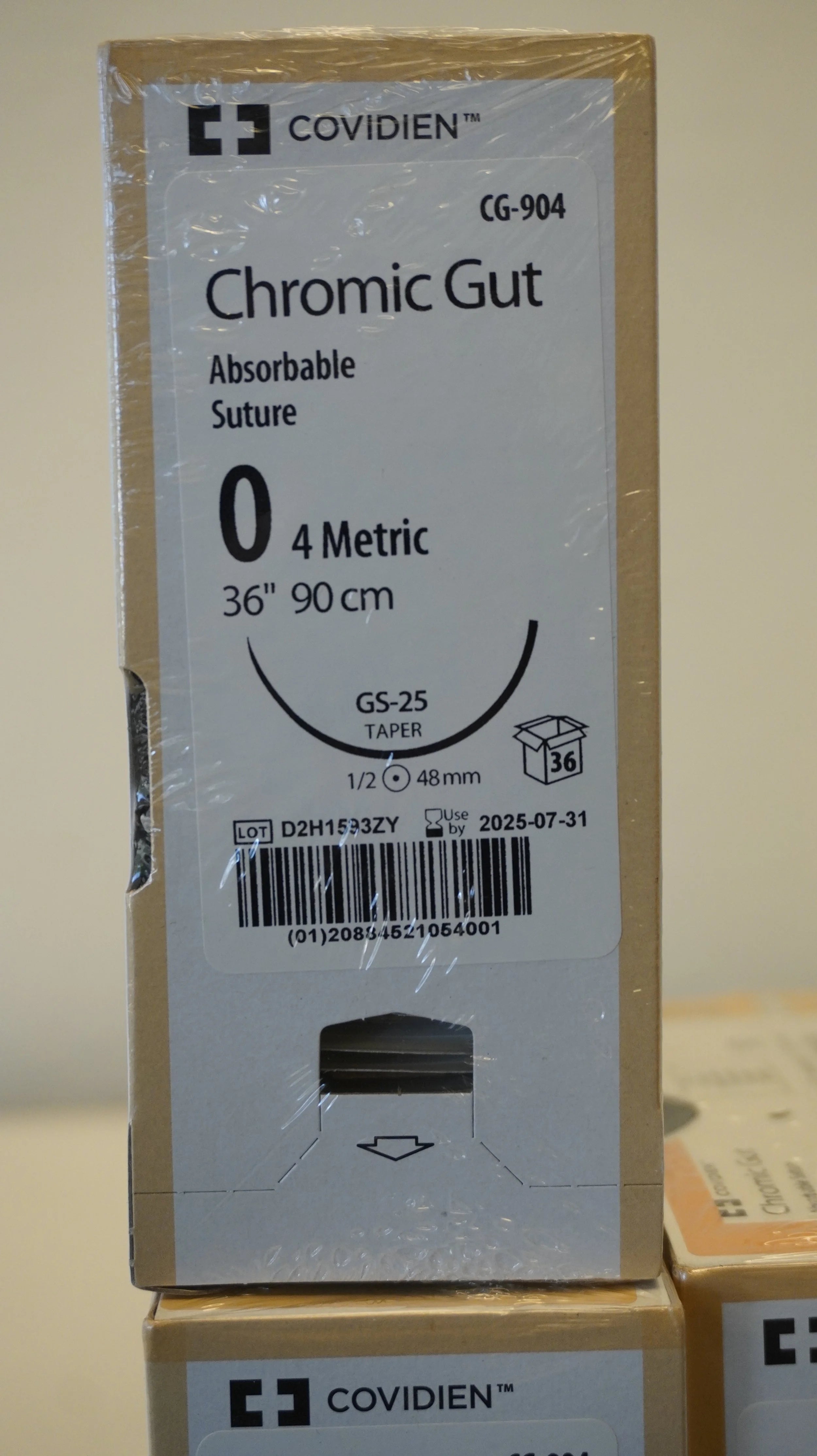 Covidien | CG-904 | Chromic Gut Absorbable Suture 0 4 Metric 36" 90cm
