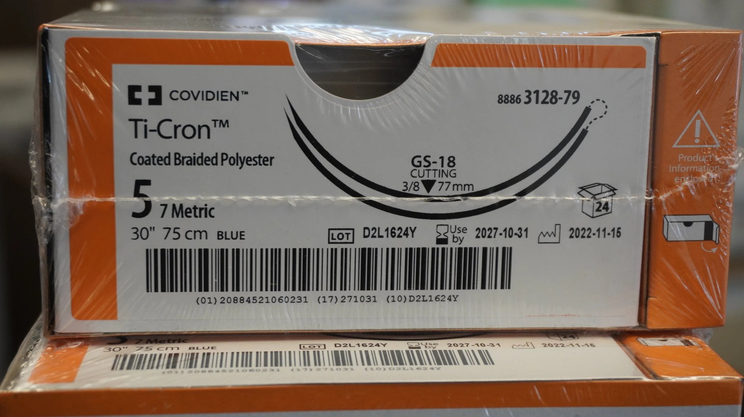 Covidien | 3128-79 | Ti-Cron Coated Braided Polyester 5 7 Metric 30" 75cm BLUE
