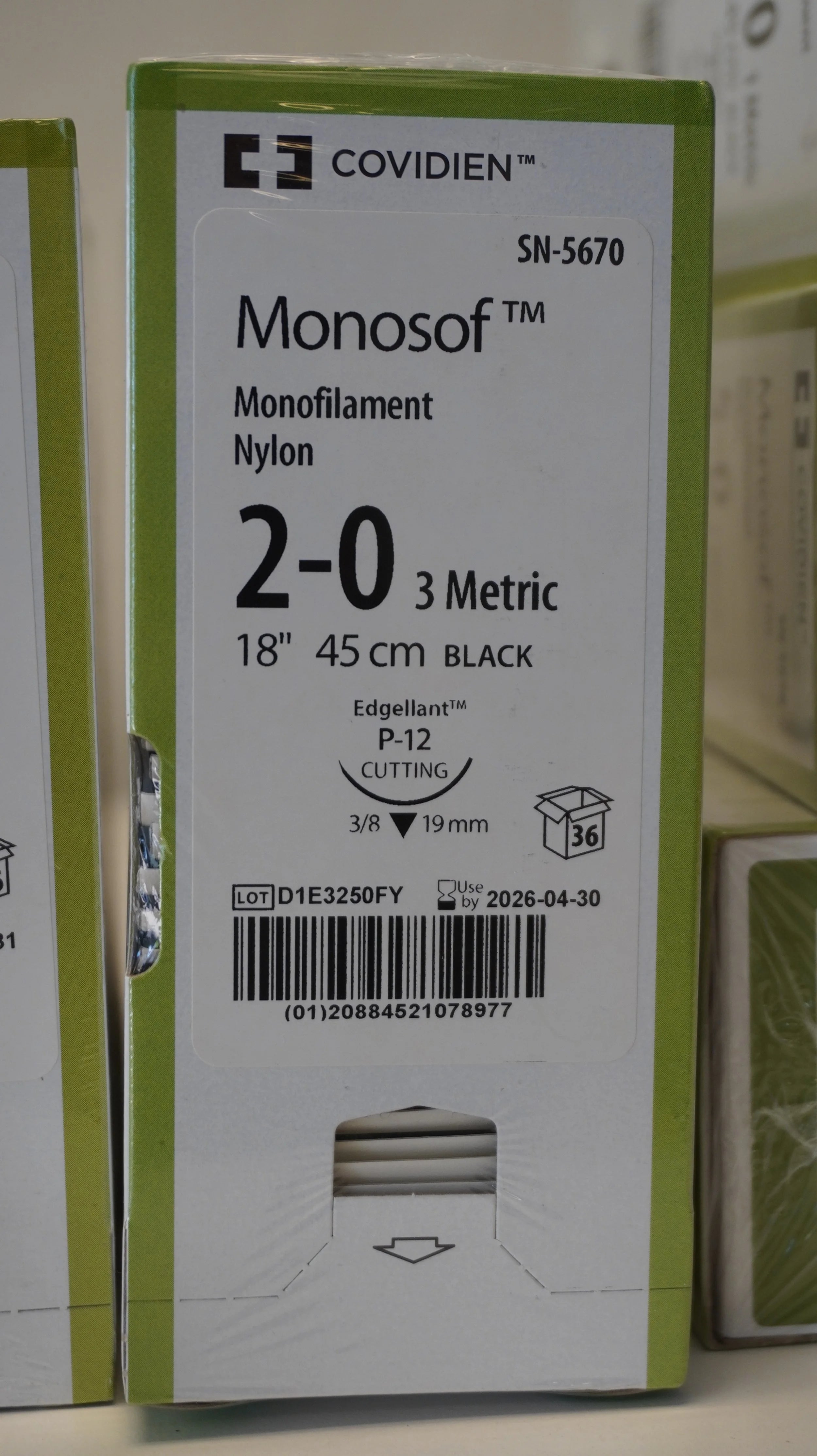 Covidien | SN-5670 | Monosof Monofilament Nylon 2-0 3 Metric 18" 45cm BLACK