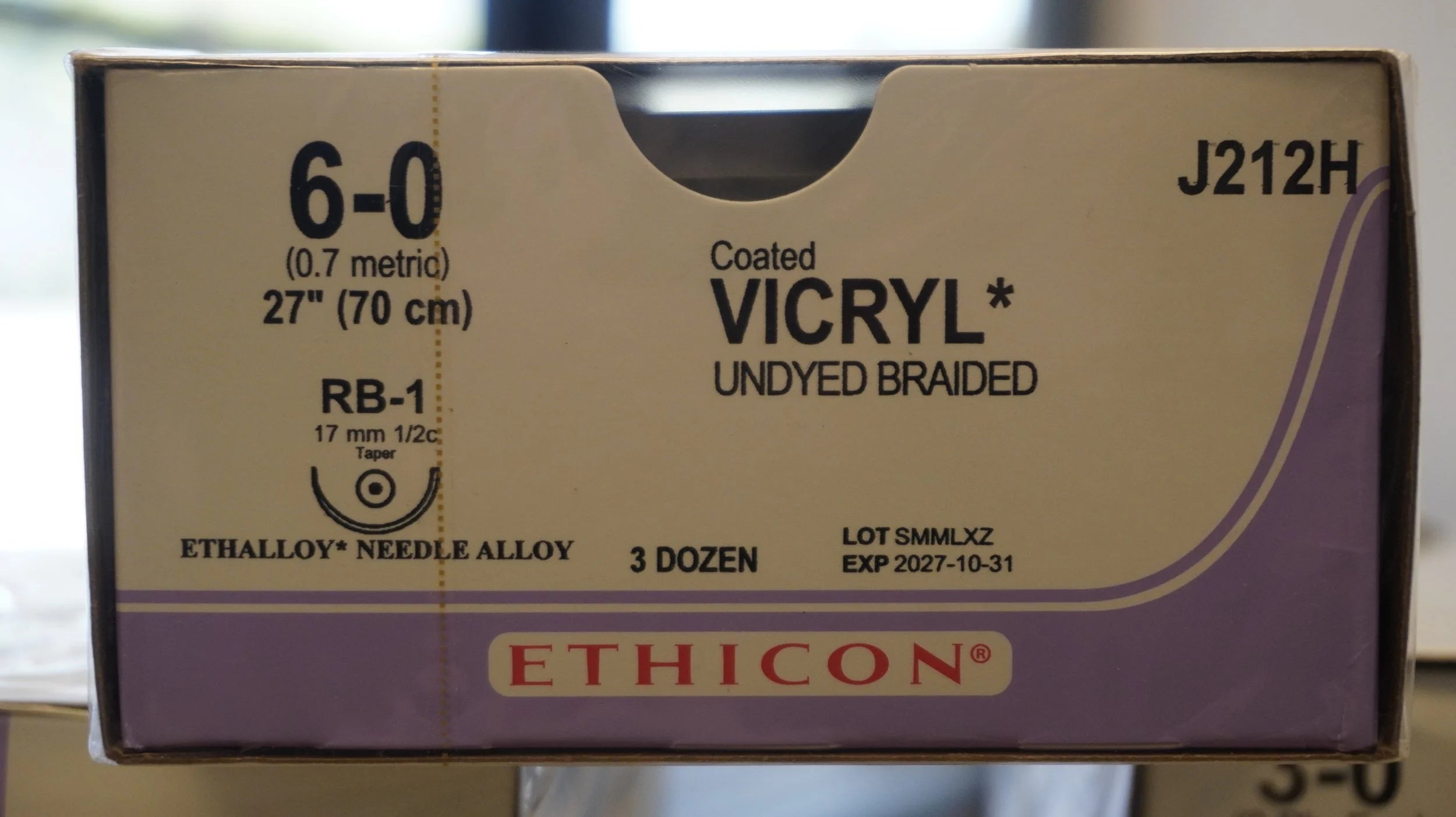 Ethicon | J212H | Coated VICYL Suture UNDYED BRAIDED 6-0 27"