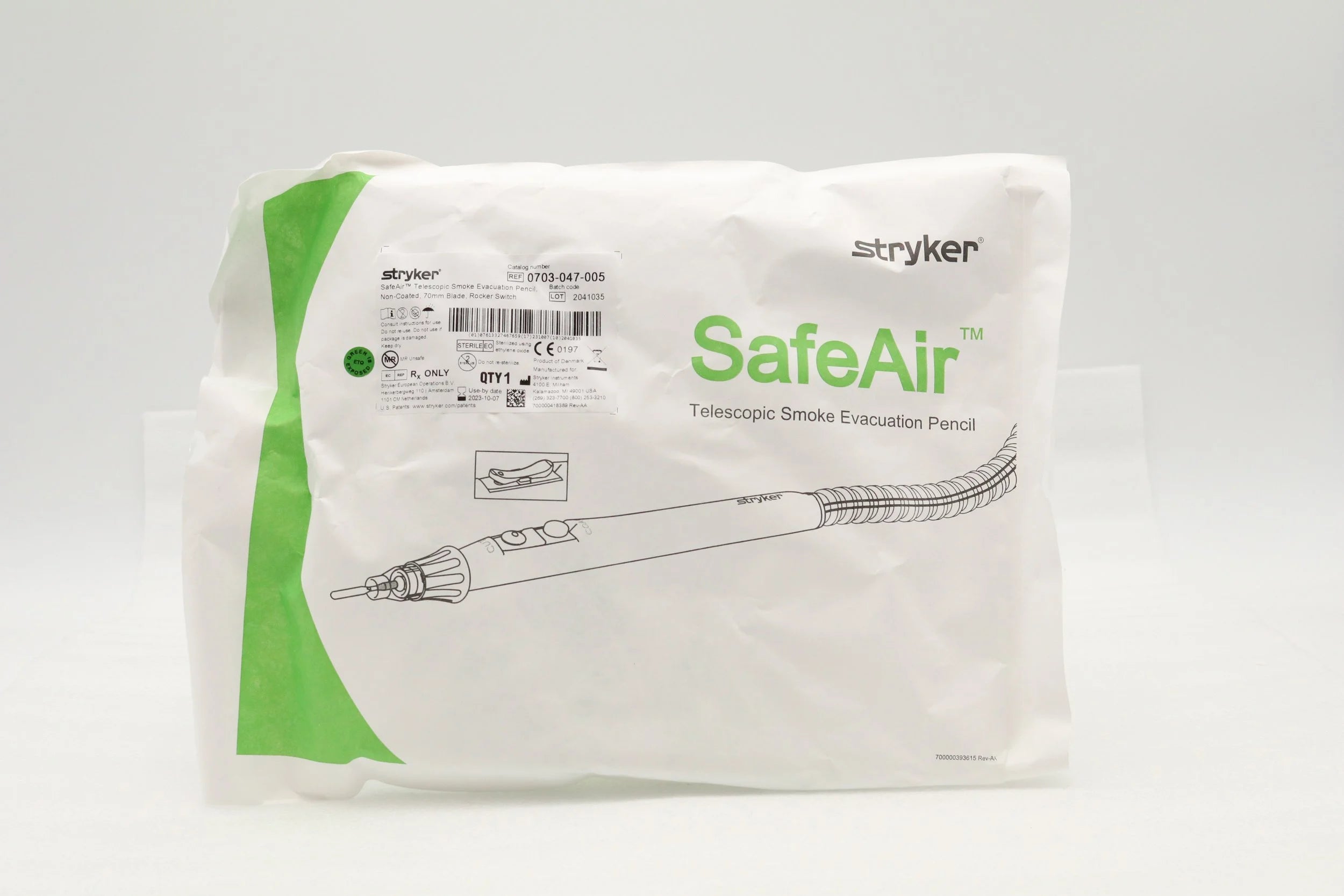 Stryker | 0703-047-005 | SAFEAIR TELESCOPIC SMOKE EVACUATION PENCIL NON-COATED, 70MM BLADE, ROCKER SWITCH