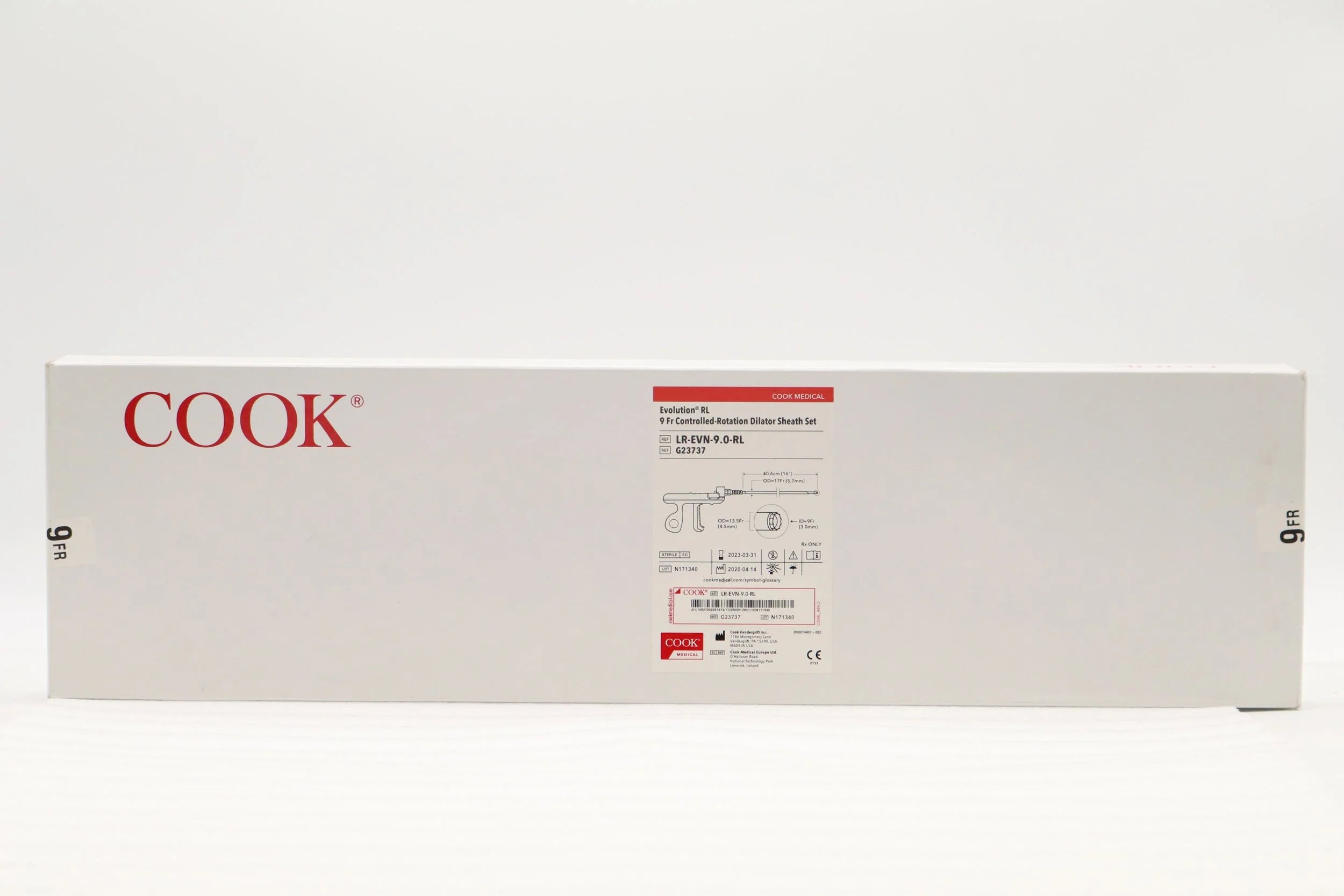 Cook Medical | G23737 | LR-EVN-9.0-RL Evolution RL Controlled-Rotation Dilator Sheath Set 9Fr x 40.6cm