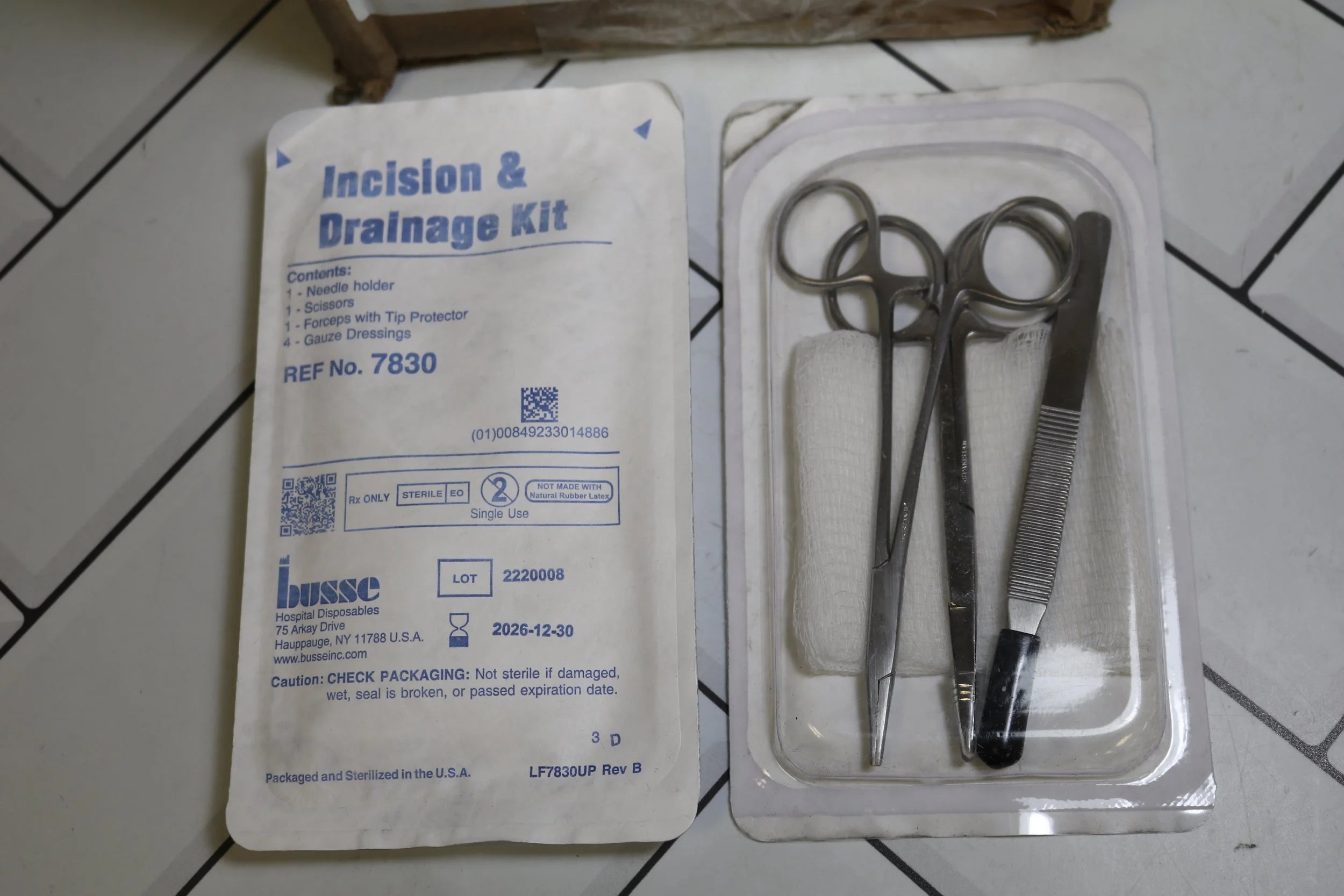 Busse | 7830 | Incision and Drainage Kit