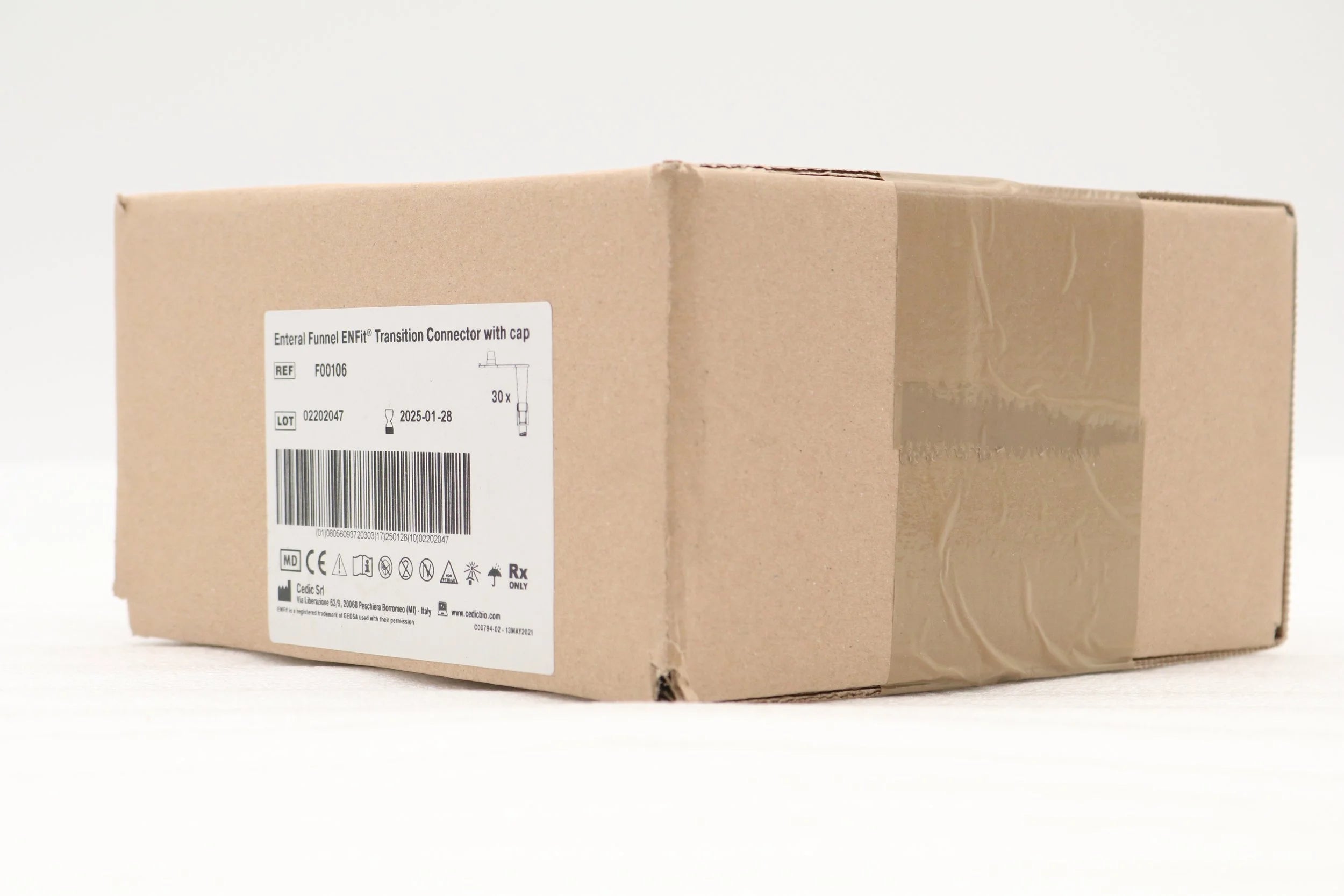 Cedic | F00106 | ENTERNAL FUNNEL ENFit Transition Connector with Cap