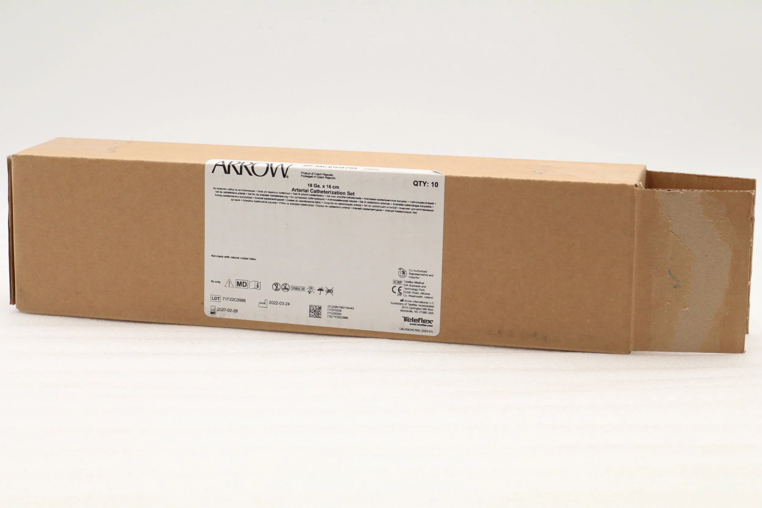 Teleflex | SAC-01618-PBX | Arterial Catheterization Set 18G x 16cm