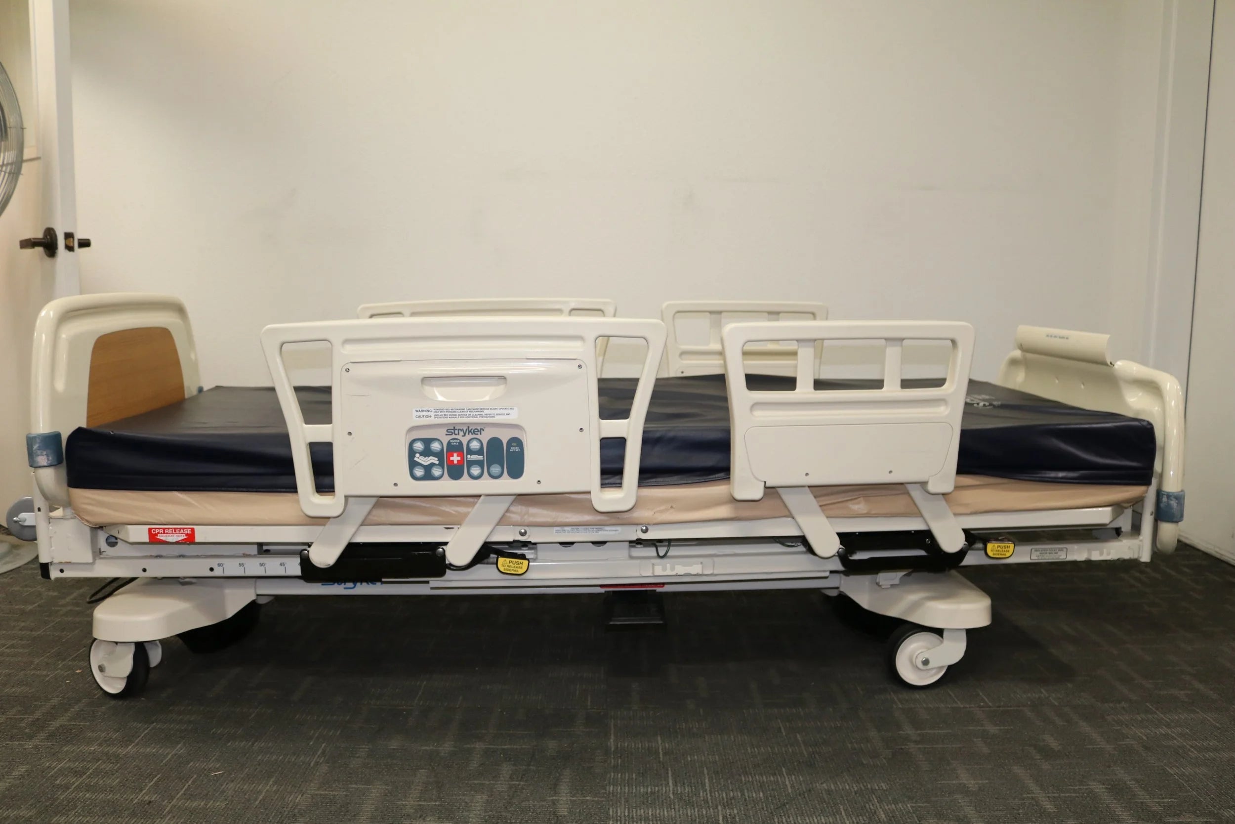 Stryker | 3002 | Secure II Med-Surg Hospital Bed