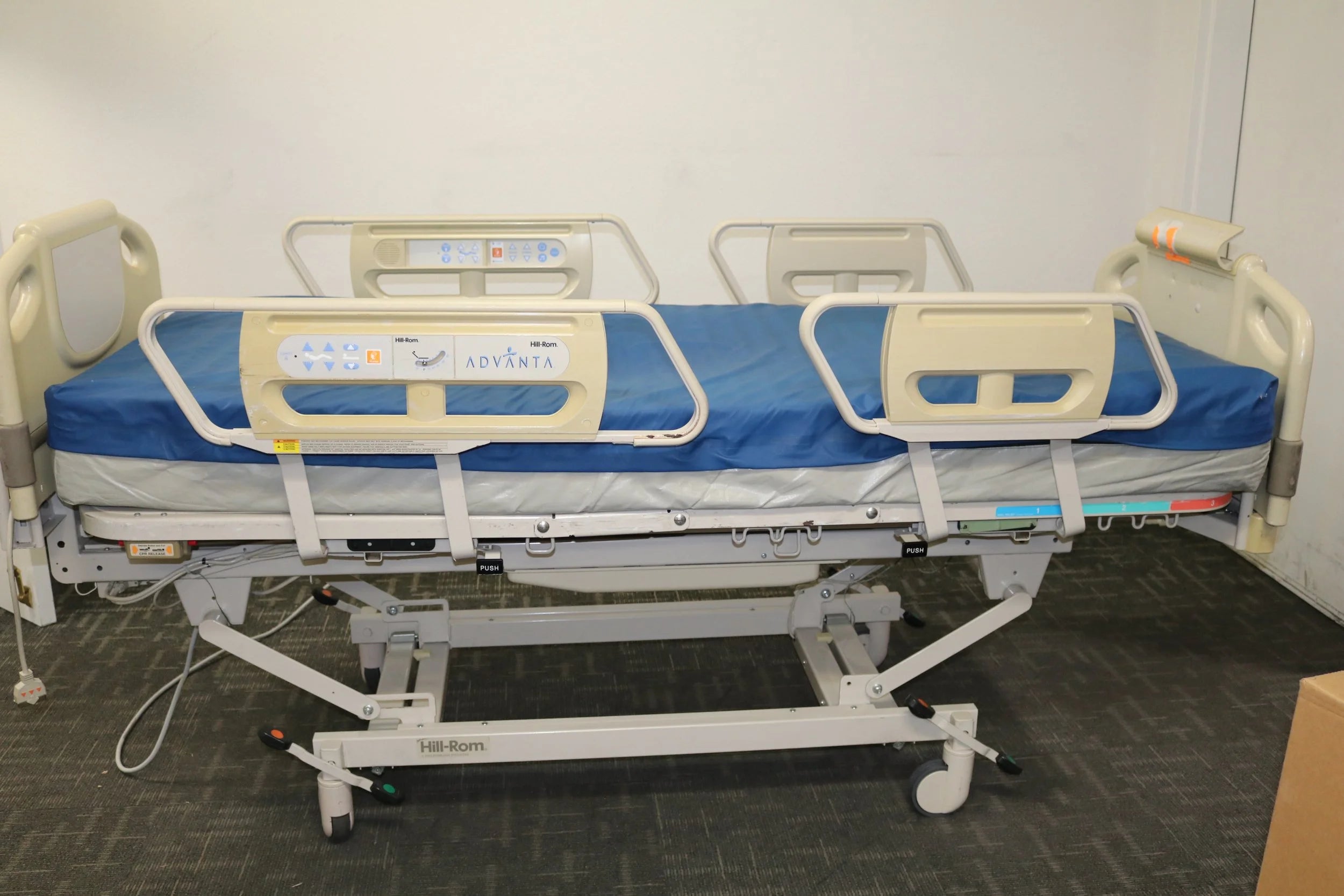 Hillrom | P1600B003853 | Advanta P1600 Hospital Bed