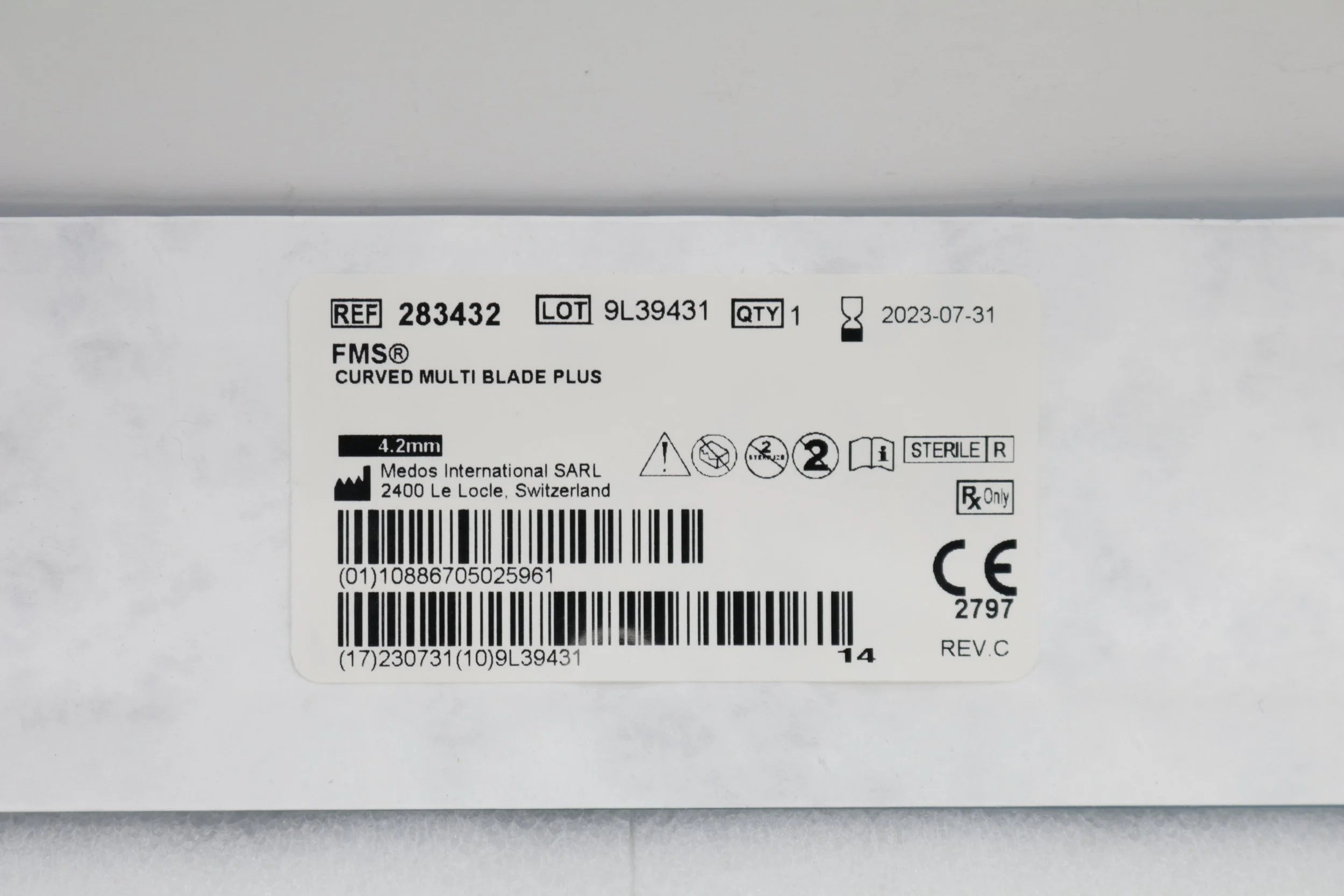 Depuy Synthes | 283432 | Fluid Management System Shaver Curved Multi Blade Plus 4.2mm