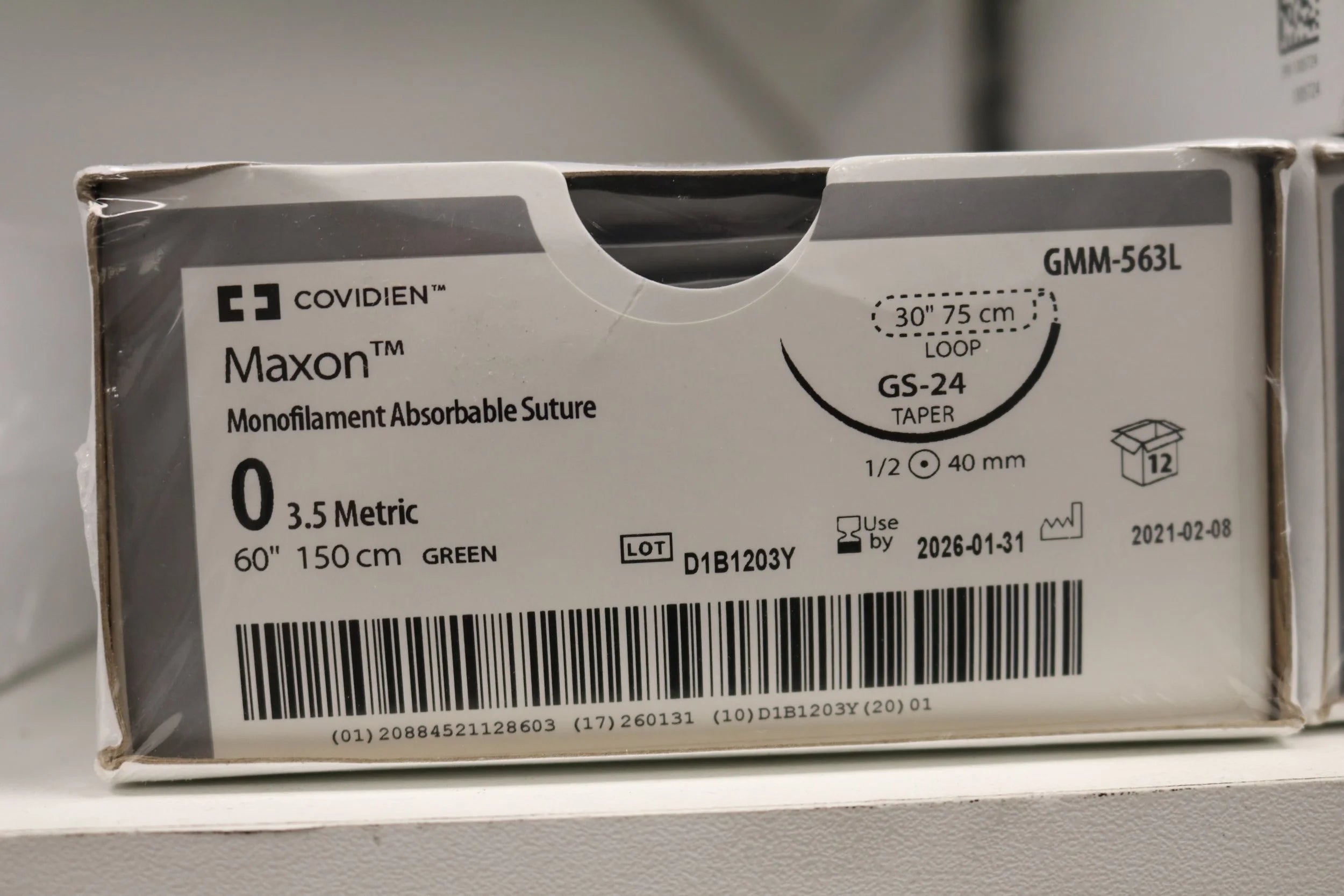 Covidien | GMM-563L | Monofilament Absorbable Suture 0 3.5 Metric 60" 150cm GREEN