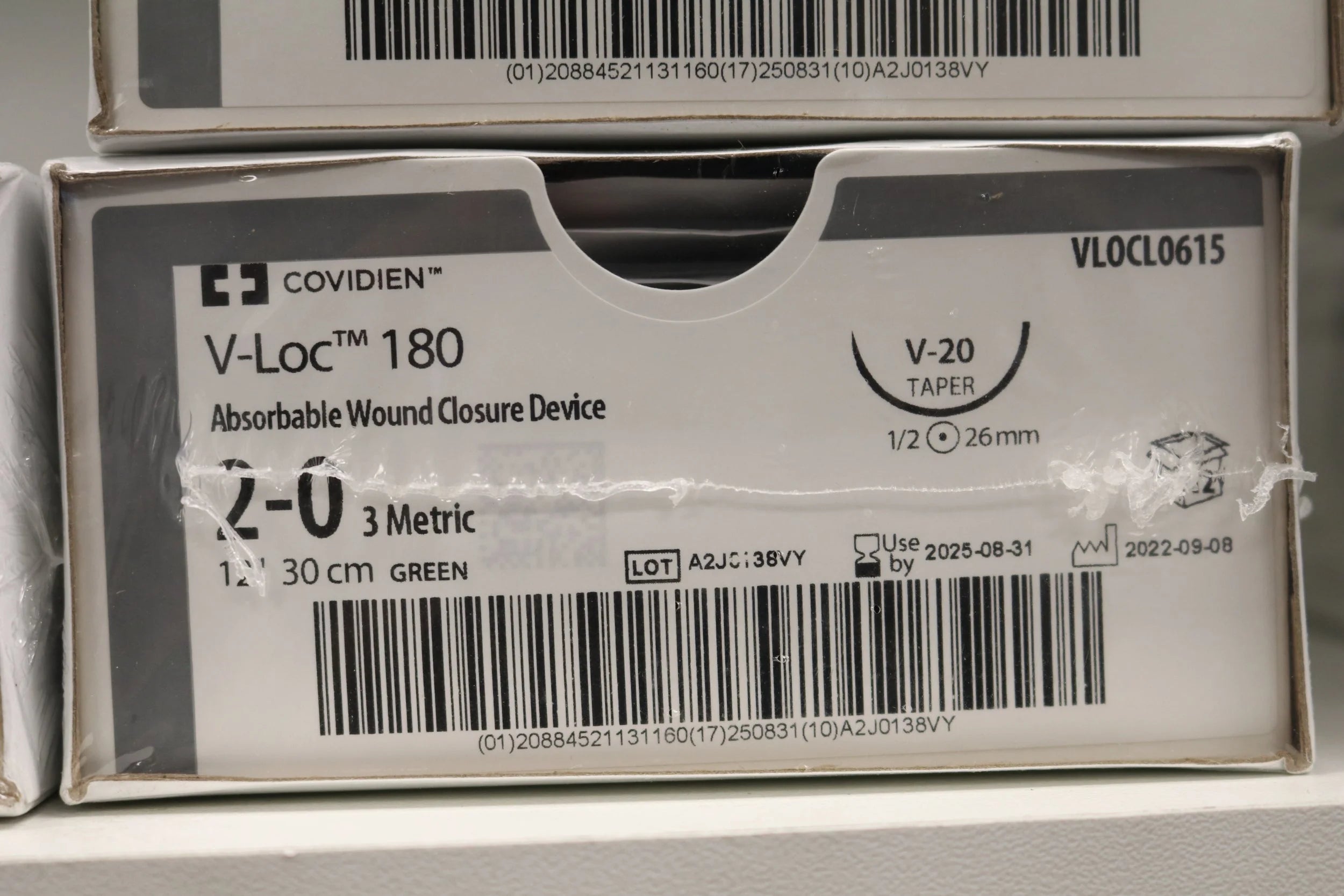 Covidien | VLOC0615 | V-LOC 180 Absorbable Wound Closure Device 2-0 3 Metric 60" 150cm GREEN