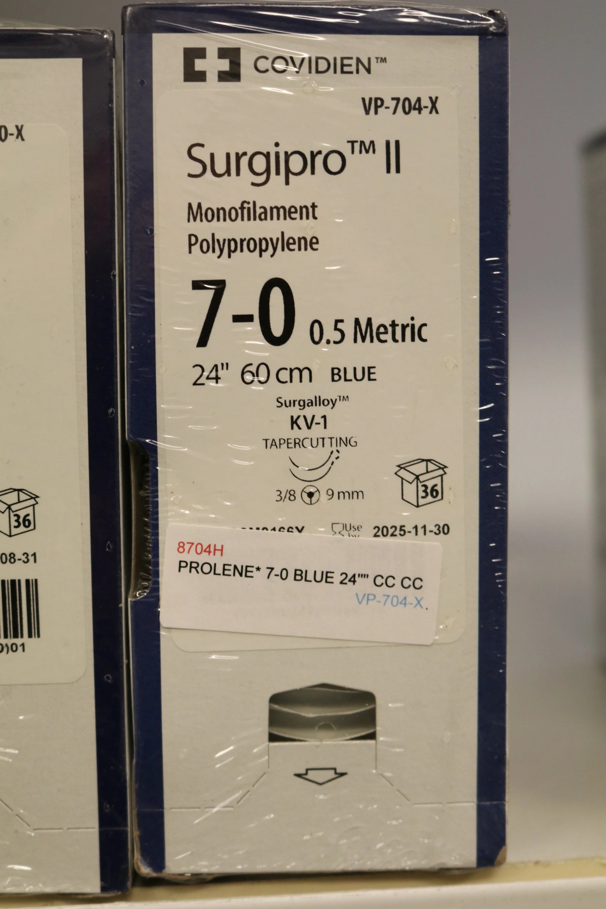 Covidien | VP-704-X | Surgipro II Monofilament Polypropylene 7-0 0.5 Metric 24" 60cm BLUE