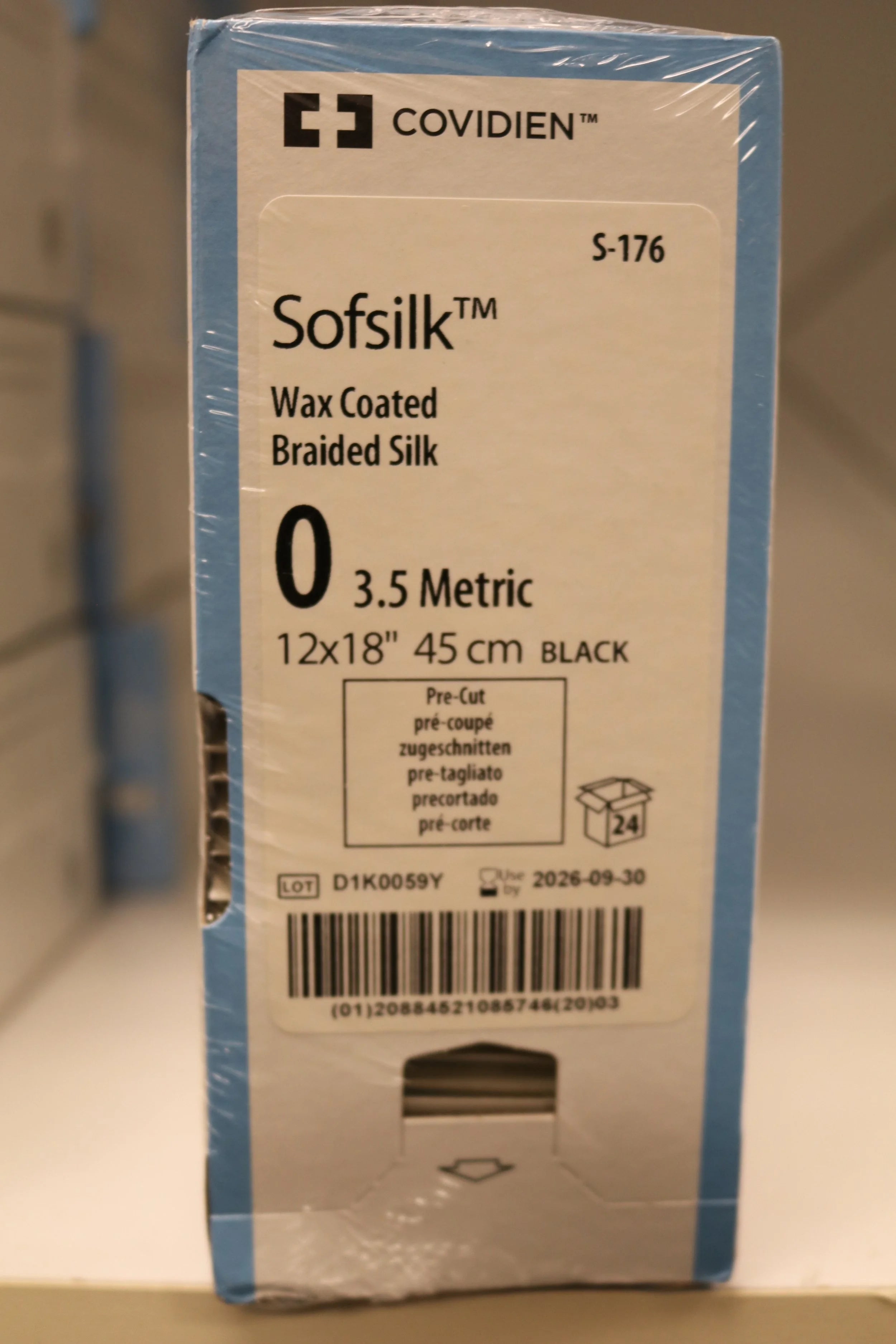 Covidien | S-176 | Softsilk Wax Coated Braided Silk 0 3.5 Metric 12x18" 45cm BLACK