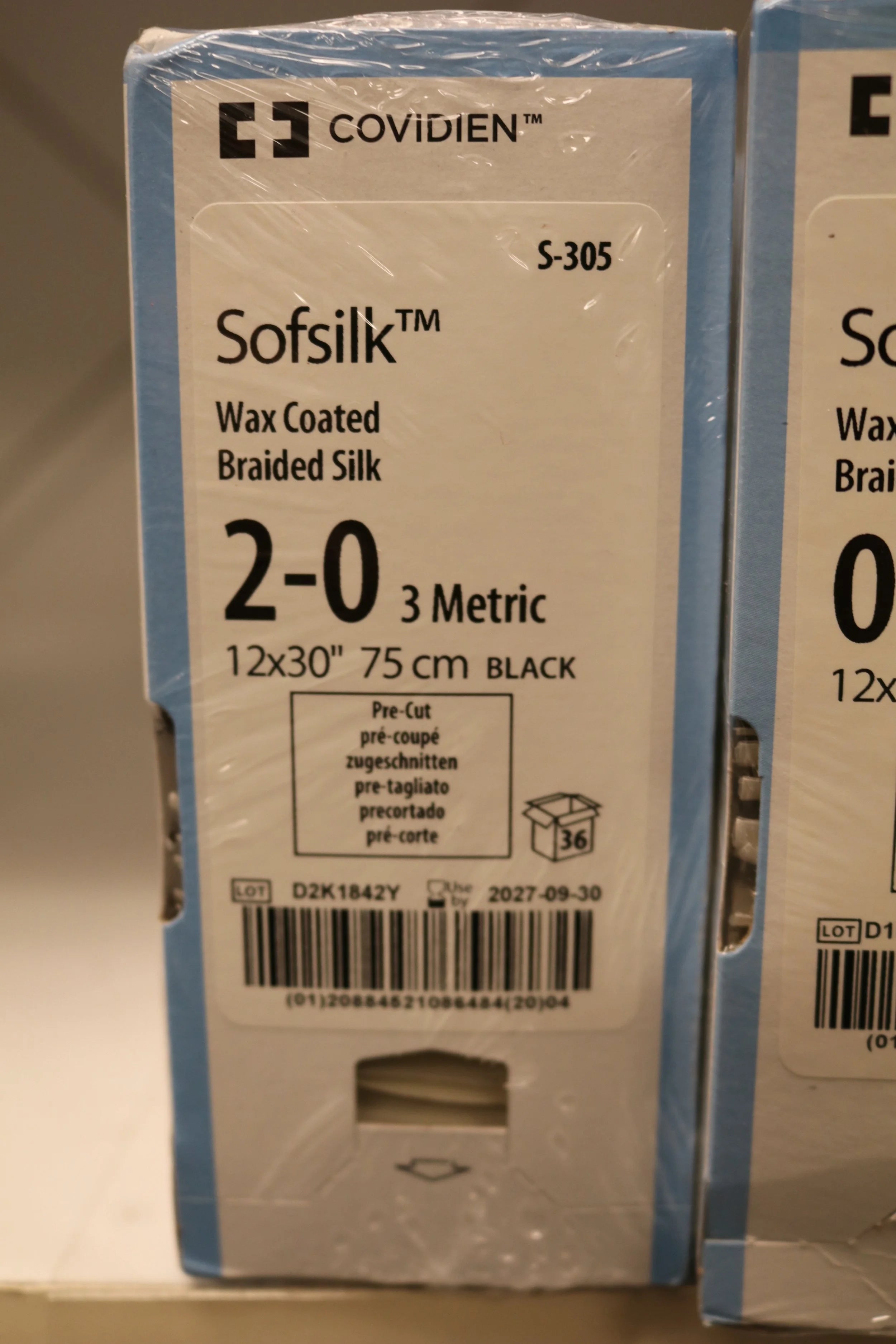 Covidien | S-305 | Softsilk Wax Coated Braided Silk 2-0 3 Metric 12x30" 75cm BLACK