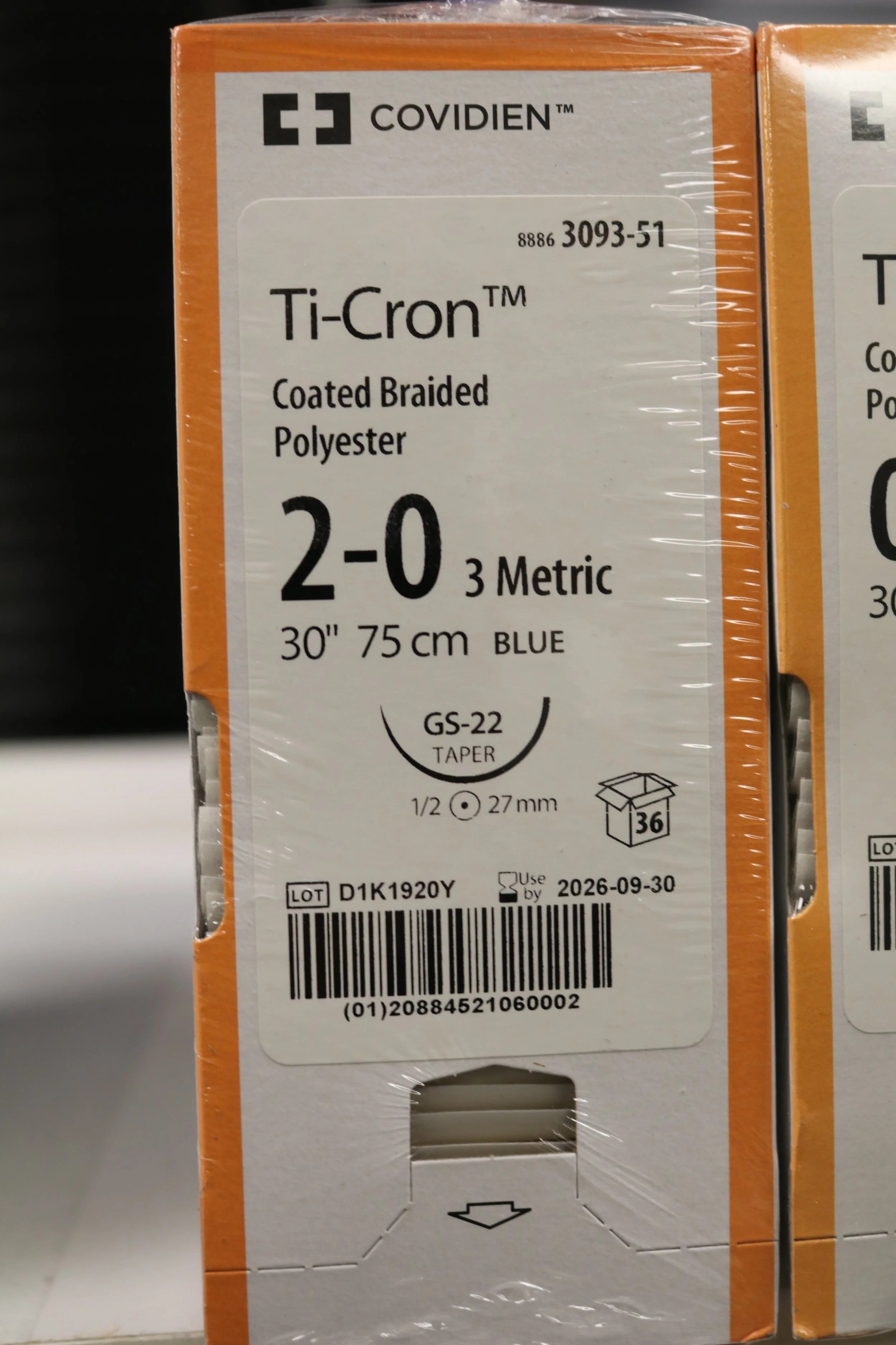 Covidien | 3093-51 | Ti-Cron Coated Braided Polyester 2-0 3 Metric 30" 75cm BLUE