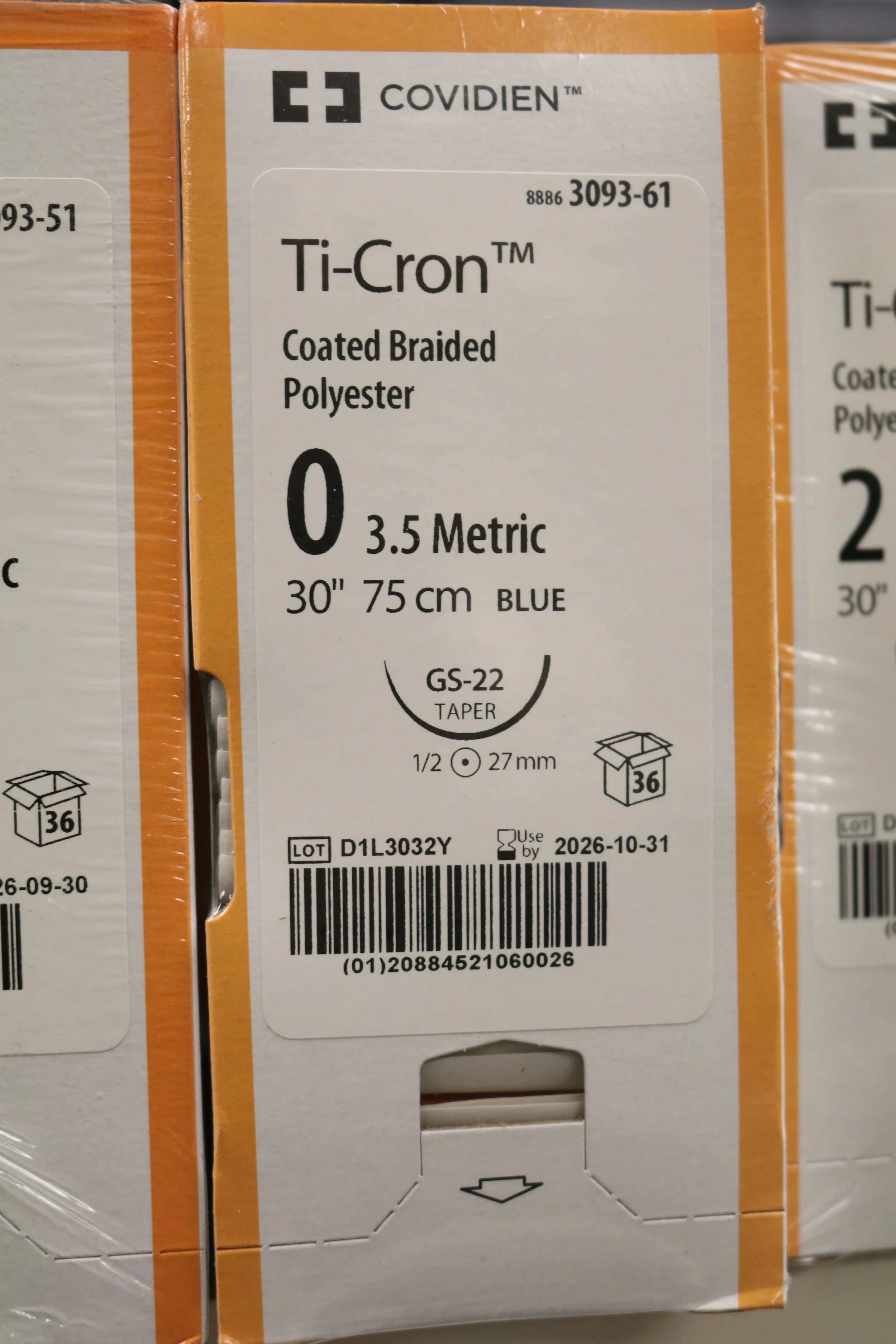 Covidien | 3093-61 | Ti-Cron Coated Braided Polyester 0 3.5 Metric 30" 75cm BLUE