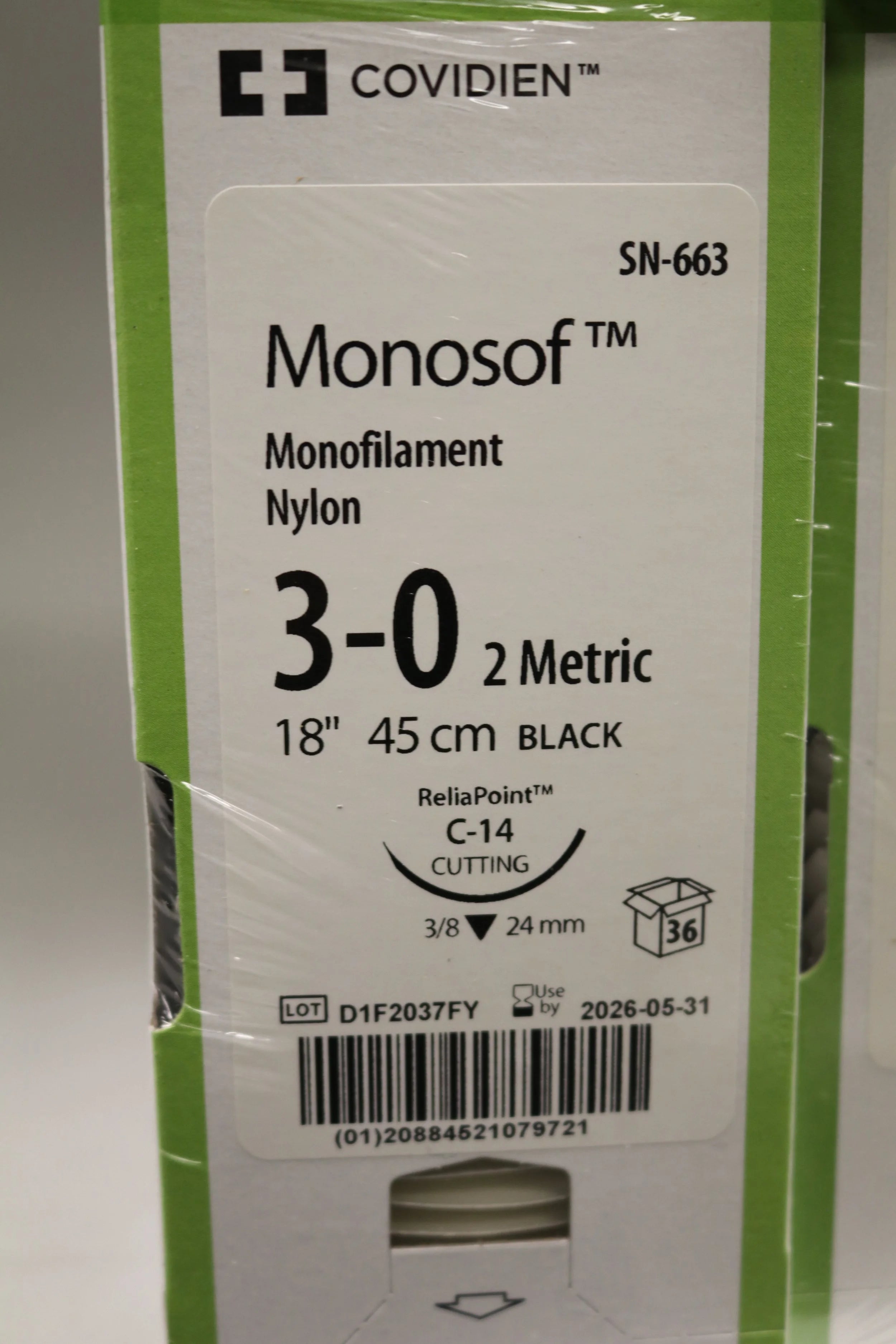 Covidien | SN-663 | Monosof Monofilament Nylon 3-0 2 Metric 18" 45cm BLACK