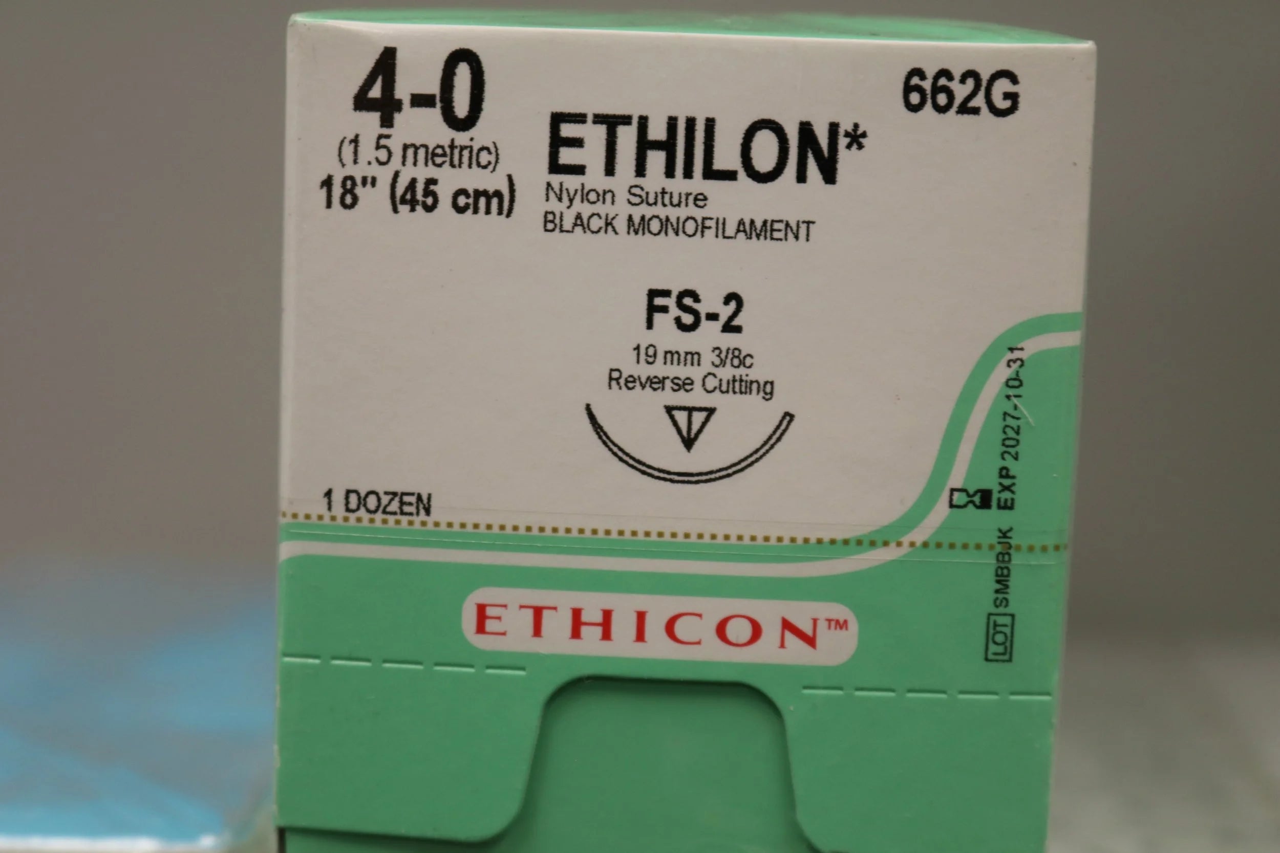 Ethicon | 662G | ETHILON Black Monofilament Nylon Suture 4-0 18"