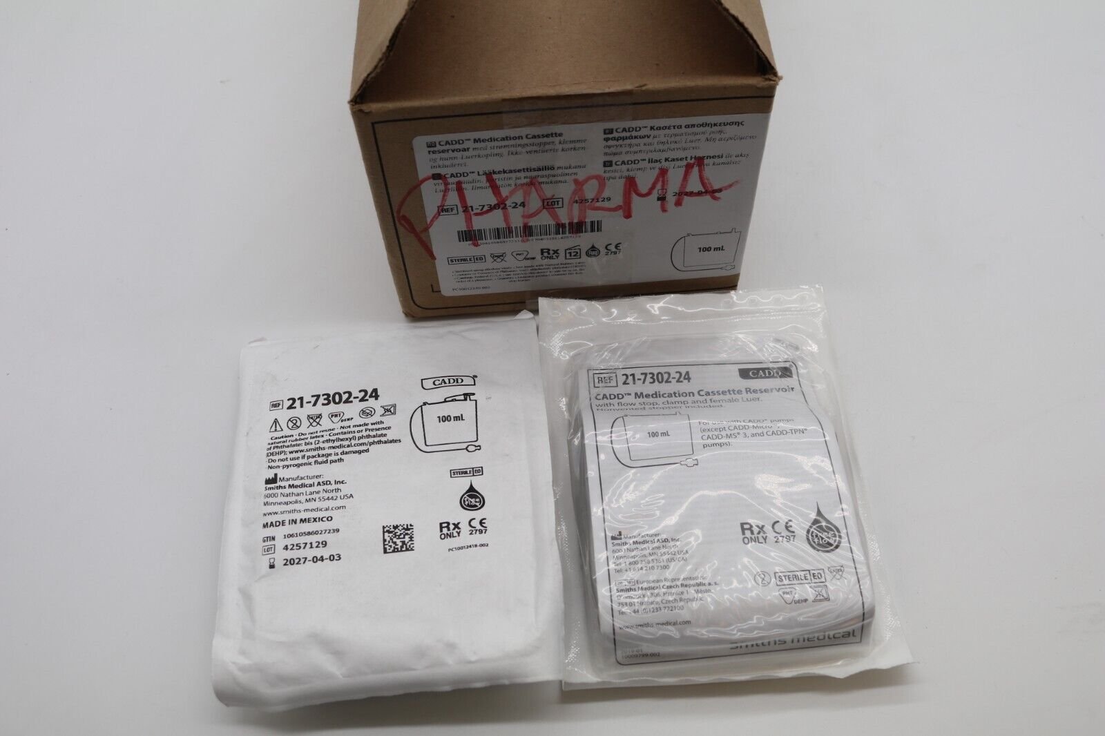 Smiths Medical | 21-7310-24 | CADD Blue Medication Cassette Reservoir 250mL